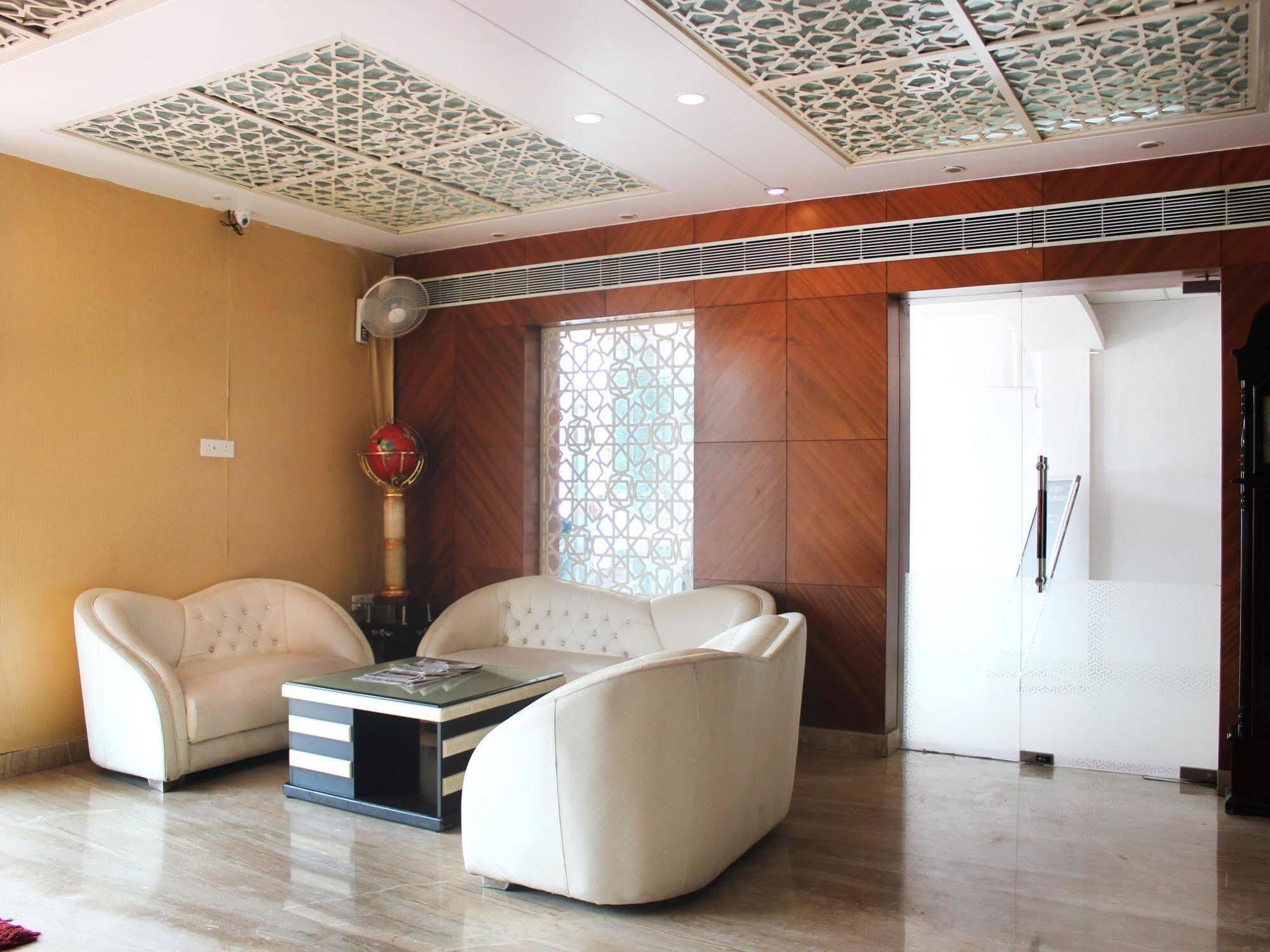 Hotel Rajmandir Faridabad Eksteriør bilde