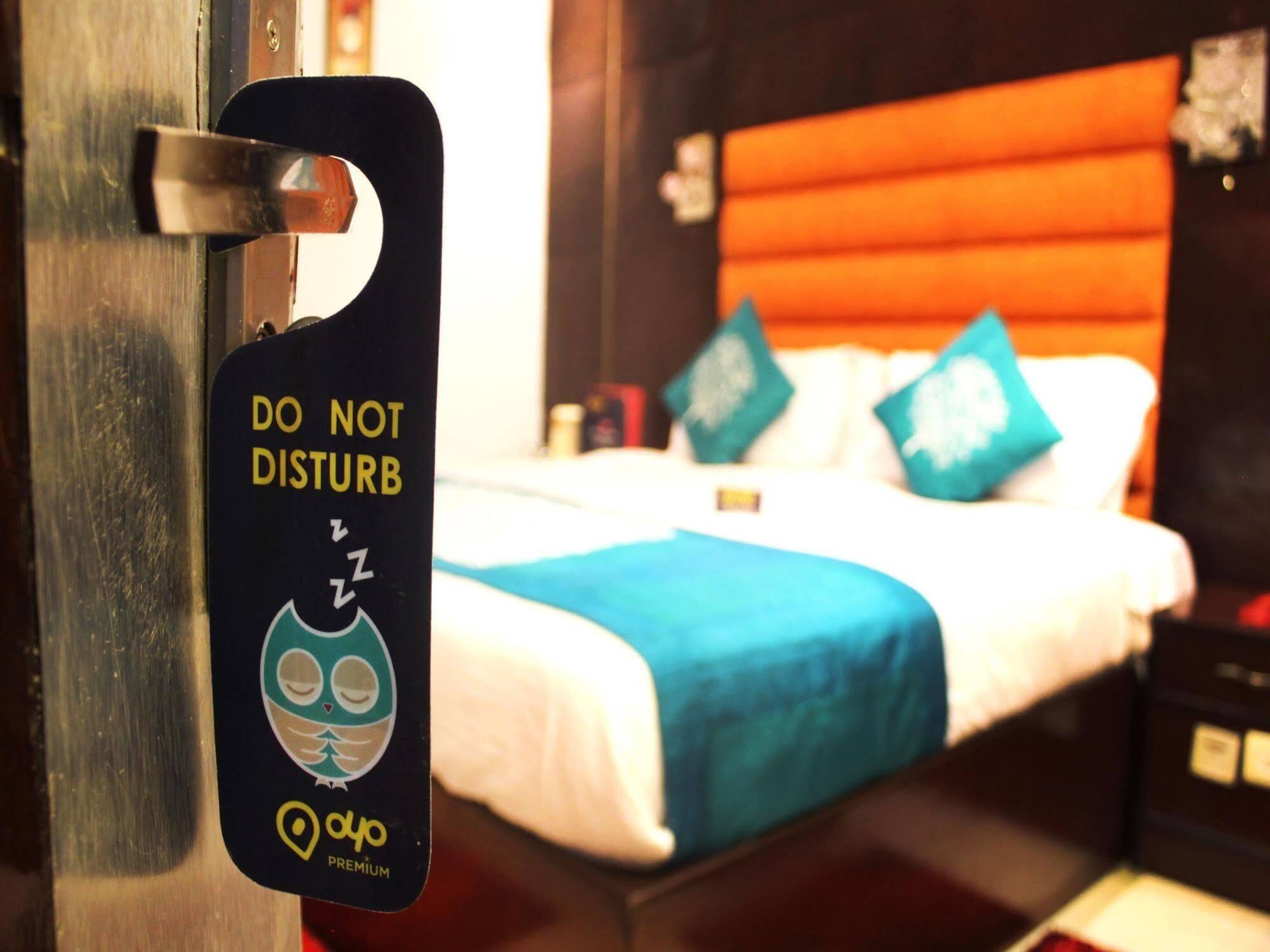 Hotel Rajmandir Faridabad Eksteriør bilde